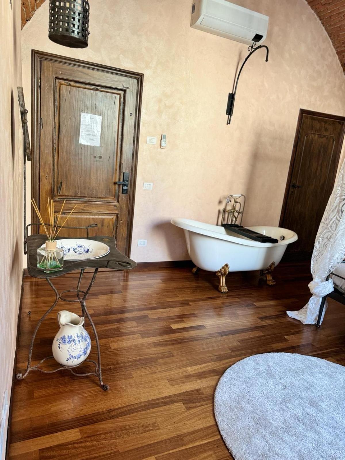 Luxury Corte Dei Nobili Lucca Buitenkant foto